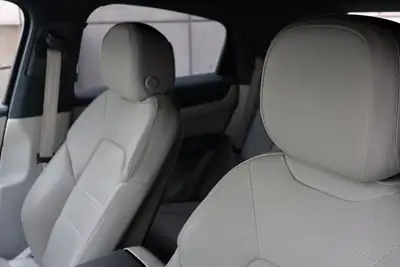 Porsche Cayenne 3.0 V6 Platinum Edition — SUV sportif, entretien certifié, sans sinistre — Miniatur 17