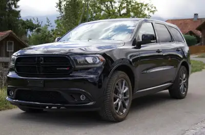 Dodge Durango 3.6 V6 AWD — 7 places, 294 ch et capacité de remorquage de 2.7 t — exterior view