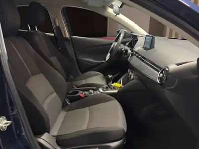 Mazda 2 SKYACTIV-G 90 Ambition — Citadine dynamique, boîte auto, faible kilométrage — Thumbnail 8