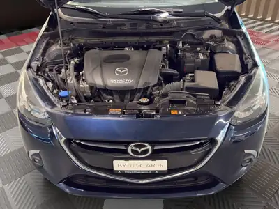 Mazda 2 SKYACTIV-G 90 Ambition — Citadine dynamique, boîte auto, faible kilométrage — Thumbnail 11