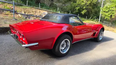 Chevrolet Corvette C3 Cabriolet 427 L36 — Légende américaine 1968, 396 ch, Matching Numbers — cruscotto
