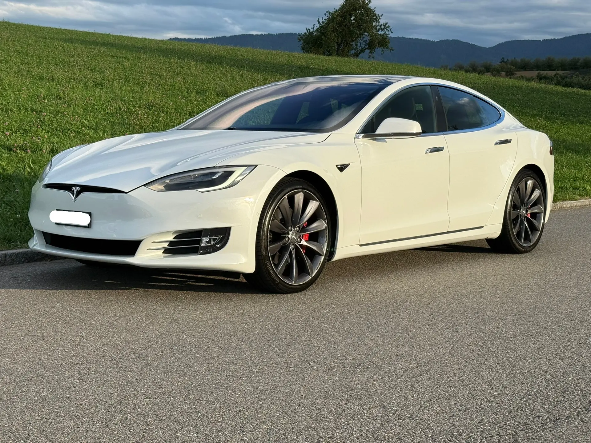 Tesla Model S 2017 occasion Schindellegi — 1