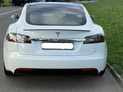 Tesla Model S P100D — Berline électrique haute performance, 178 000 km, Supercharging gratuit à vie — interni