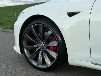 Tesla Model S P100D — Berline électrique haute performance, 178 000 km, Supercharging gratuit à vie — Miniatura 7
