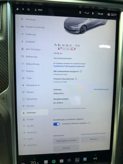 Tesla Model S P100D — Berline électrique haute performance, 178 000 km, Supercharging gratuit à vie — Miniatura 16