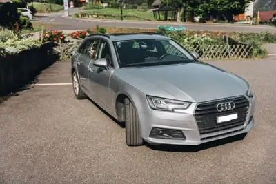 Audi A4 Avant 2.0 TFSI 252 ch — Break dynamique quattro, faible kilométrage — Außenansicht