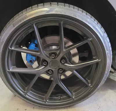 Ford Focus 2.3 EcoBoost RS — 350 ch, performances brutes et consommation maîtrisée — Thumbnail 7