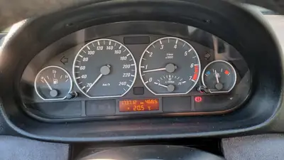 BMW 330Ci 2002 — Cabriolet sportif à caractère, entretien impeccable — Miniatura 11