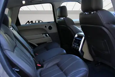 Range Rover Sport 3.0 SDV6 — SUV premium 7 places, moteur puissant et entretien complet — Miniatur 12
