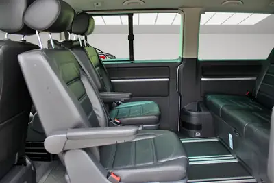 VW T6 Multivan 2.0 Bi-TDI Highline 4Motion — 7 places, 4 roues motrices, finition premium — Miniature 11