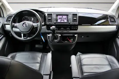 VW T6 Multivan 2.0 Bi-TDI Highline 4Motion — 7 places, 4 roues motrices, finition premium — Miniature 12