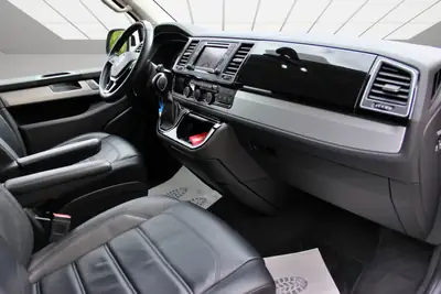 VW T6 Multivan 2.0 Bi-TDI Highline 4Motion — 7 places, 4 roues motrices, finition premium — Miniature 14
