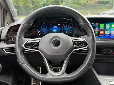 VW Golf 1.5 eTSI mHEV R-Line — Hybride rechargeable performant, 65'000 km seulement — Miniatur 16