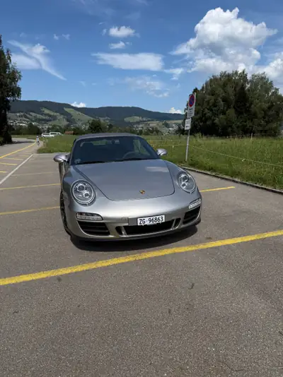 Porsche 911 997.2 GTS Cabriolet — Chef-d'œuvre sportif à toit ouvert, 50'000 km seulement — dettaglio