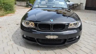 BMW 120d Cabriolet — Élégance décapotable et motorisation diesel performante — cruscotto
