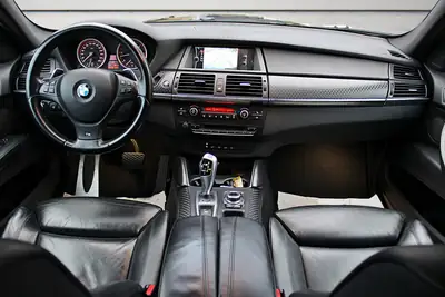 BMW X6 M50d Steptronic — SUV coupé diesel puissant, 381 ch et révision récente — Miniatura 11