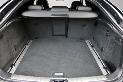 BMW X6 M50d Steptronic — SUV coupé diesel puissant, 381 ch et révision récente — Miniatura 15