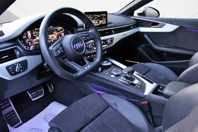 Audi A5 Sportback 2.0 TFSI Sport quattro — Berline sportive allemande, entretien impeccable — Miniatur 9