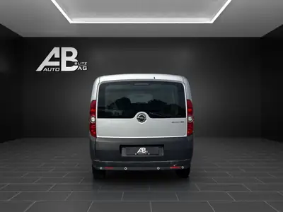 Opel Combo 1.6 CDTI ecoFLEX — Utilitaire diesel économe, 171'000 km — Innenraum