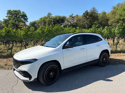 Mercedes-Benz EQA 350 Swiss Star AMG Line 4MATIC — SUV électrique premium, 49'000 km seulement — Miniature 16