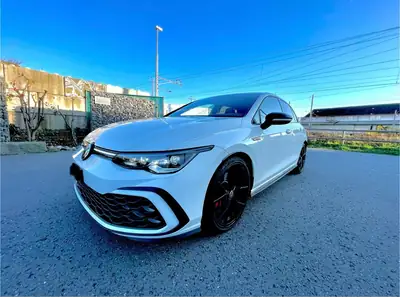 VW Golf 2.0 TSI GTI DSG — 245 ch dynamiques, boîte auto, moins de 77 000 km — vue extérieure