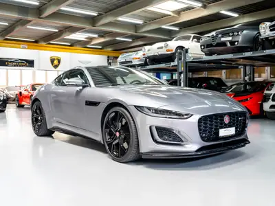 Jaguar F-Type Coupé 5.0 V8 R-Dynamic — Sportive britannique 450 ch, très faible kilométrage — arrière