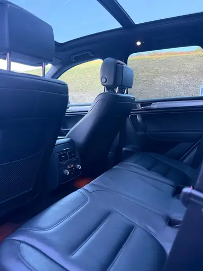 VW Touareg 3.0 V6 TDI 262 ch — SUV premium 4x4 à faible consommation — dettaglio