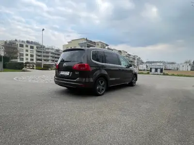 VW Sharan Cup — Monospace 7 places fiable, diesel automatique, entretien à jour — intérieur