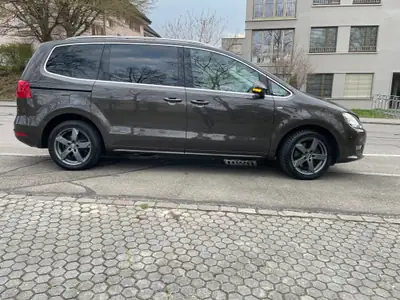 VW Sharan Cup — Monospace 7 places fiable, diesel automatique, entretien à jour — tableau de bord