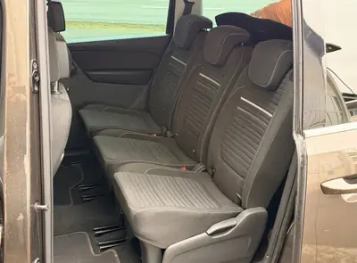 VW Sharan Cup — Monospace 7 places fiable, diesel automatique, entretien à jour — Miniature 7