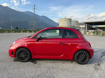 Fiat 595 Abarth 1.4 T-Jet 165 — Sportive compacte authentique, 49'500 km — intérieur