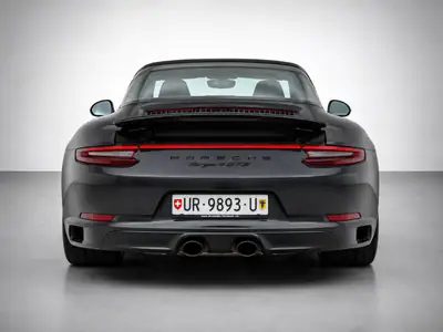 Porsche 911 Targa 4 GTS — Chef-d'œuvre décapotable, 450 ch, 33'500 km seulement — vista posteriore