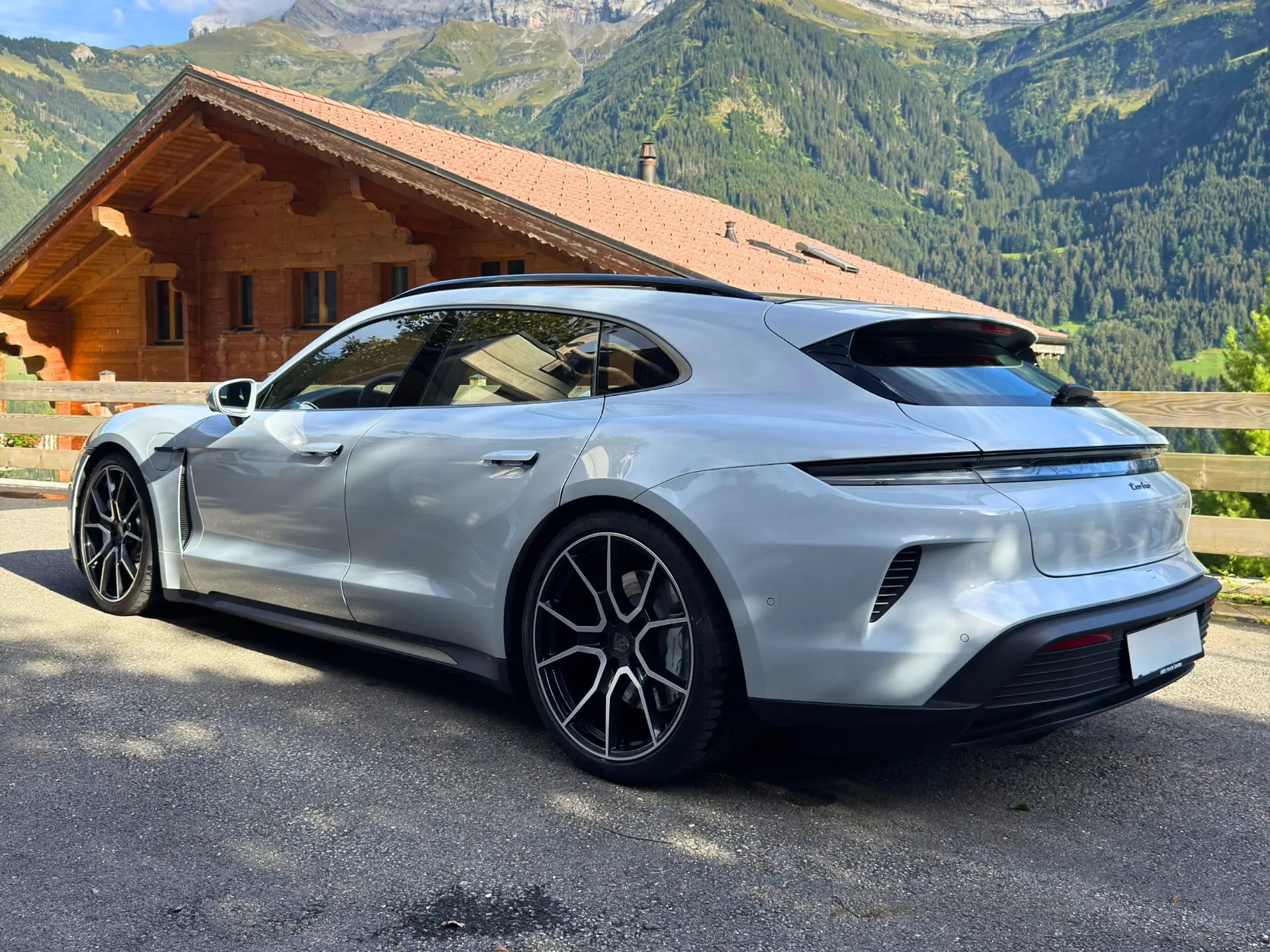 Porsche Taycan 2024 occasion Préverenges — 2
