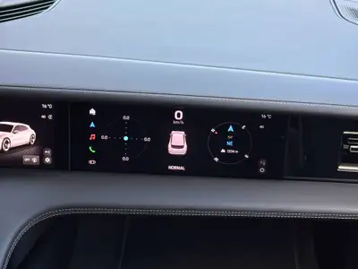 Porsche Taycan Turbo Sport Turismo — Berline électrique haute performance, quasi neuve — Miniature 10
