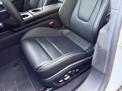 Porsche Taycan Turbo Sport Turismo — Berline électrique haute performance, quasi neuve — Miniature 12