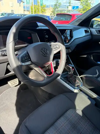 VW Polo GTI 2025 — Sportivité compacte, kilométrage minimal — Miniatur 15