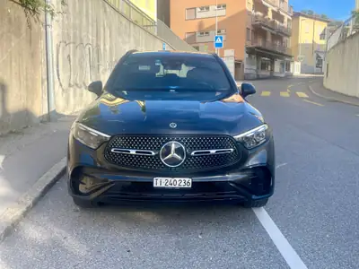 Mercedes-Benz GLC 220 d Avantgarde 4Matic — SUV diesel hybride, 36'000 km seulement — fianco