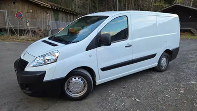 Peugeot E-Expert 2.0 HDi 163 ch — Utilitaire fiable, 56'000 km, moteur diesel robuste — vue extérieure