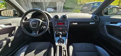 Audi A3 2.0 Turbo FSI Ambition quattro — Berline sportive, 215 000 km, traction intégrale — arrière
