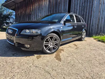 Audi A3 2.0 Turbo FSI Ambition quattro — Berline sportive, 215 000 km, traction intégrale — vue extérieure