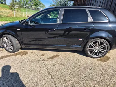 Audi A3 2.0 Turbo FSI Ambition quattro — Berline sportive, 215 000 km, traction intégrale — intérieur