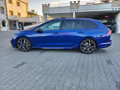 VW Golf Variant 2.0 TSI R DSG 4motion — Break sportif all-terrain, 319 ch et faible kilométrage — Miniatura 8