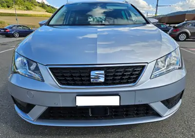 SEAT Leon ST 1.6 TDi DSG — Break diesel efficace, 38'000 km seulement — côté