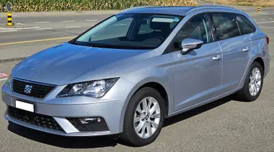SEAT Leon ST 1.6 TDi DSG — Break diesel efficace, 38'000 km seulement — vue extérieure