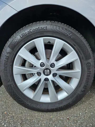 SEAT Leon ST 1.6 TDi DSG — Break diesel efficace, 38'000 km seulement — tableau de bord
