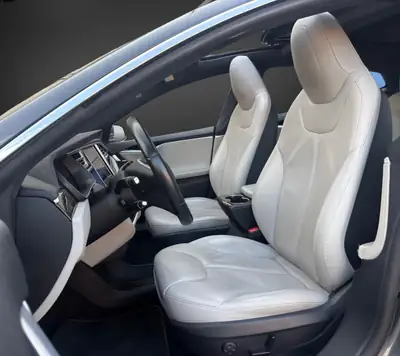 Tesla Model S 85 D 4x4 — 525 ch, transmission intégrale et garantie fraîche — Miniatur 7