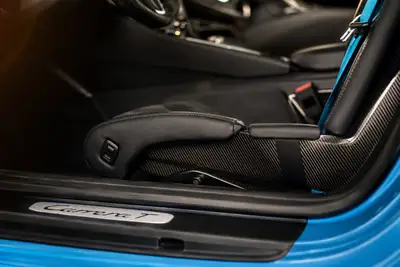 Porsche 911 Carrera T 2018 — Coupé sportif pur jeu, boîte manuelle, 8300 km seulement — Miniatur 9