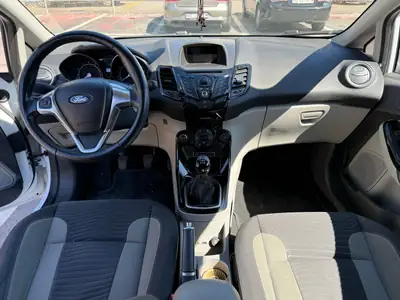 Ford Fiesta Titanium 2014 — Citadine pétillante, moteur économe et entretien maîtrisé — détail