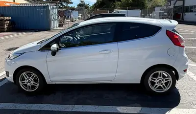 Ford Fiesta Titanium 2014 — Citadine pétillante, moteur économe et entretien maîtrisé — Miniature 8