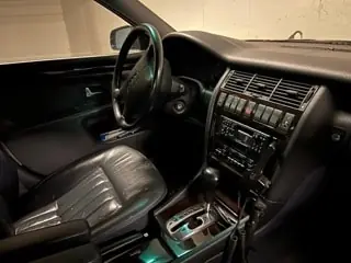 Audi A8 1996 occasion Triesenberg — 2